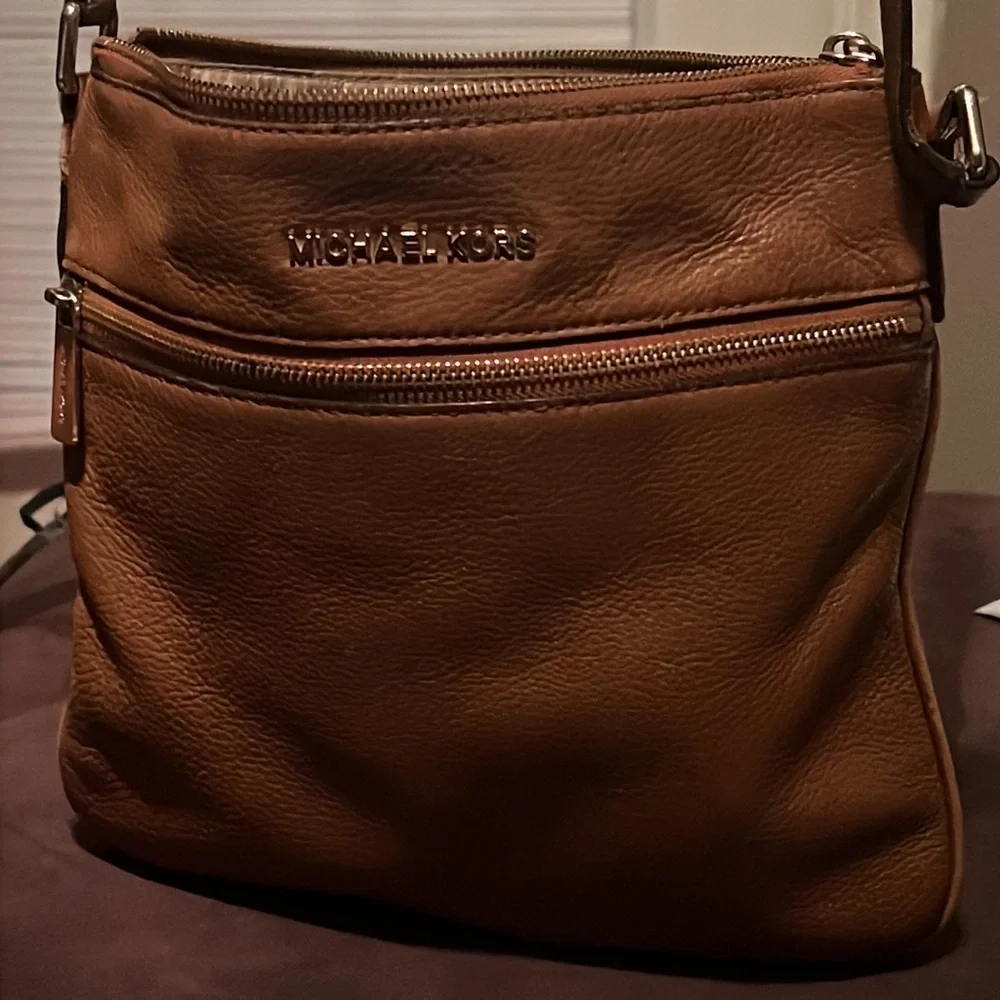 Purses, Michael Korr ,Kate Spaid ,La Parmentier Paris - Picture 5 of 13